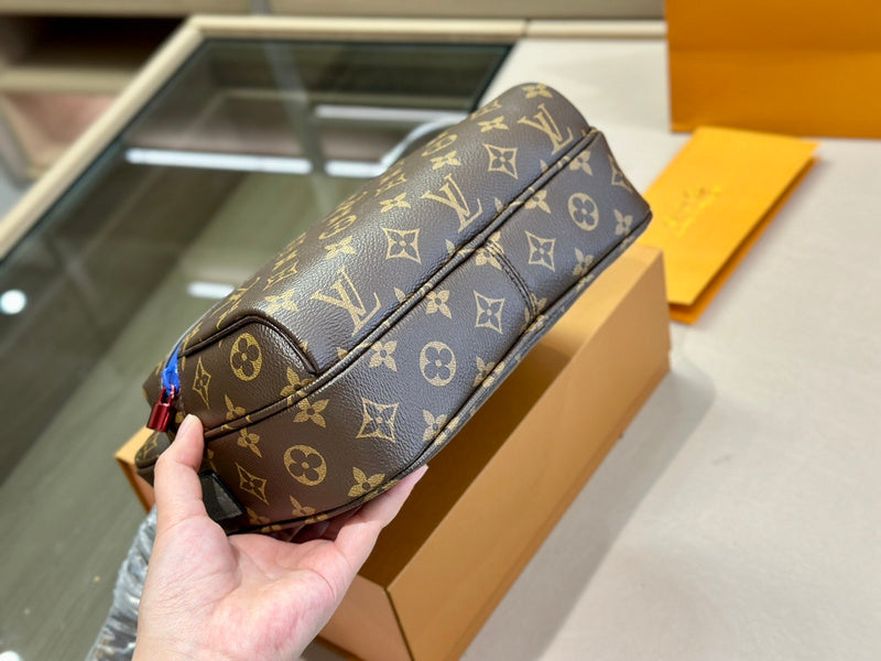 blara bags - Louis Vuittons - 14924