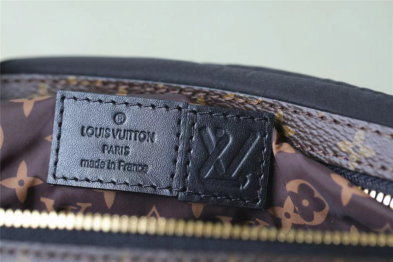 blara bags - Louis Vuittons - 10334