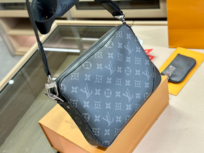 blara bags - Louis Vuittons - 14921