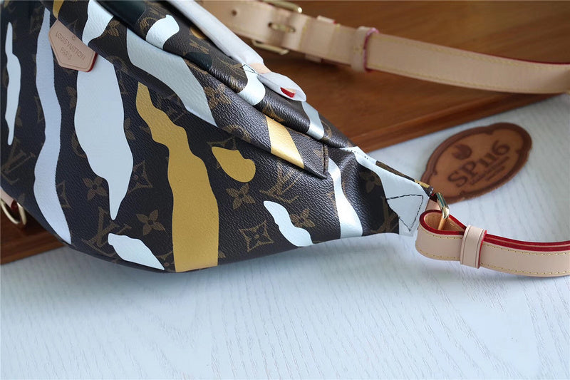 blara bags - Louis Vuittons  - 10337