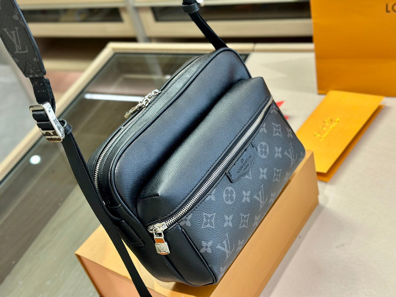 blara bags - Louis Vuittons  - 14922