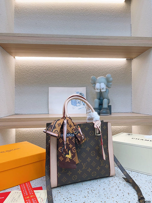 blara bags - Louis Vuittons  - 14903