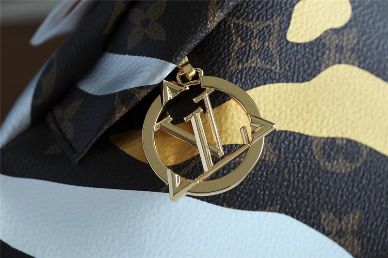 blara bags - Louis Vuittons  - 10337