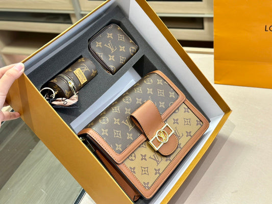 blara bags - Louis Vuittons  - 14893