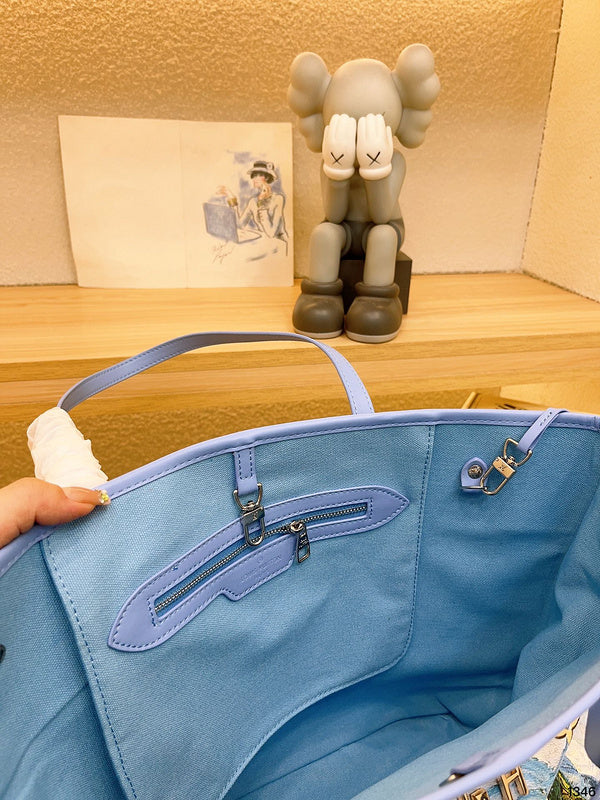 blara bags - Louis Vuittons  - 14932