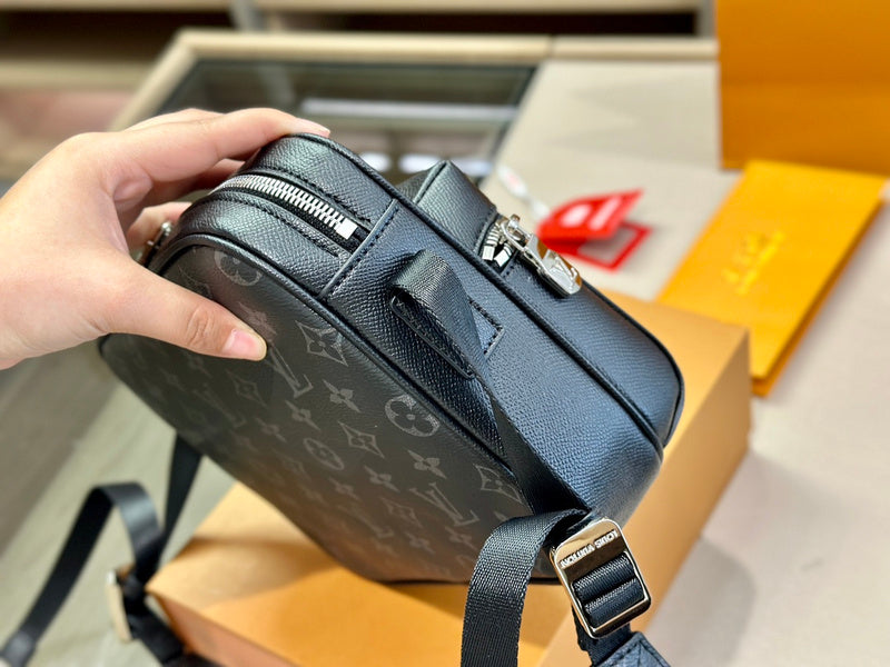 blara bags - Louis Vuittons  - 14922