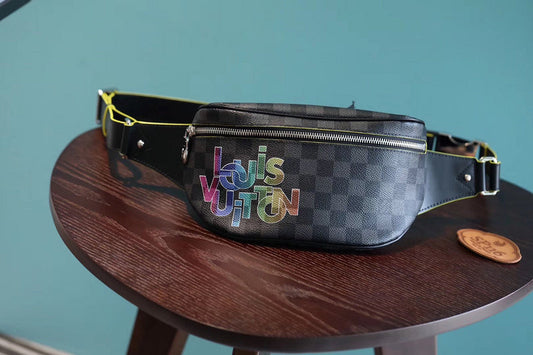 blara bags - Louis Vuittons  - 10369