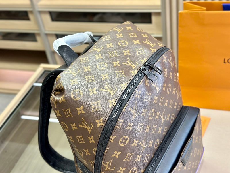 blara bags - Louis Vuittons  - 14925