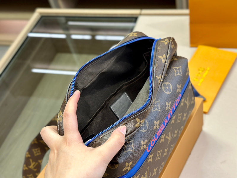 blara bags - Louis Vuittons  - 14924