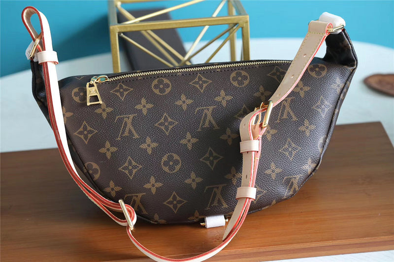 blara bags - Louis Vuittons  - 10336