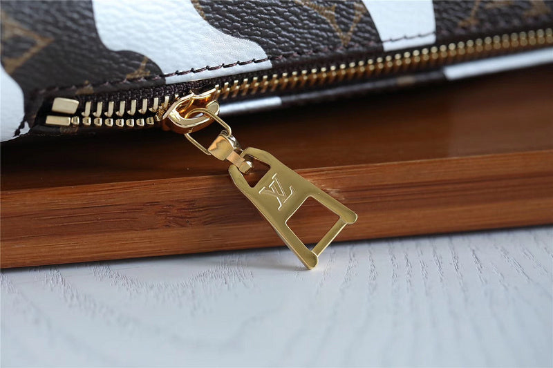 blara bags - Louis Vuittons  - 10338