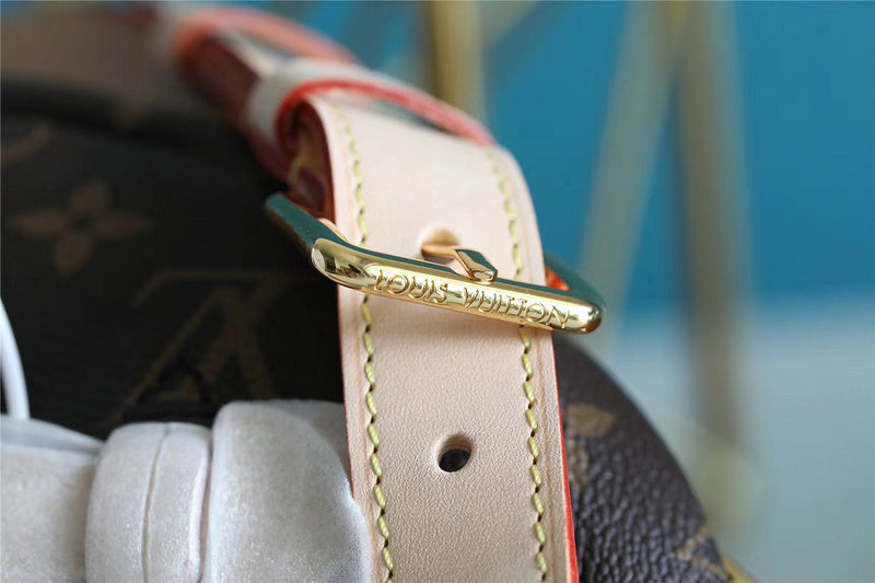 blara bags - Louis Vuittons  - 10336