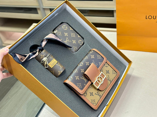 blara bags - Louis Vuittons  - 14895