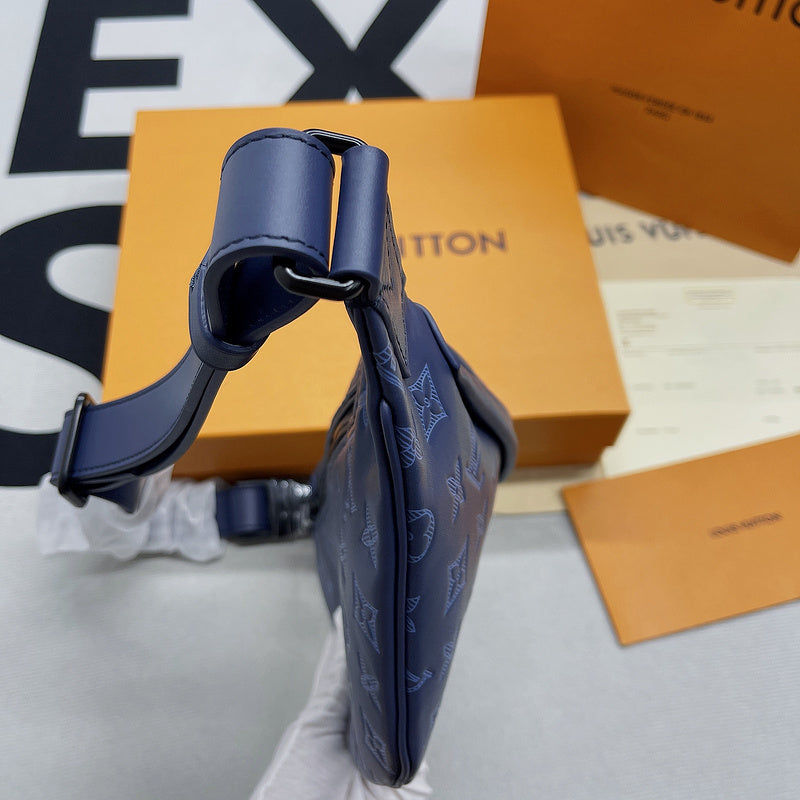 blara bags - Louis Vuittons  - 10339