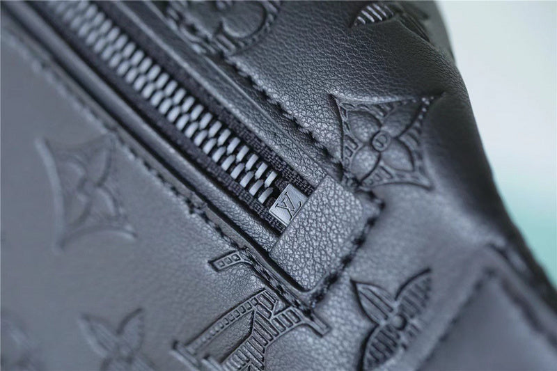 blara bags - Louis Vuittons  - 10335