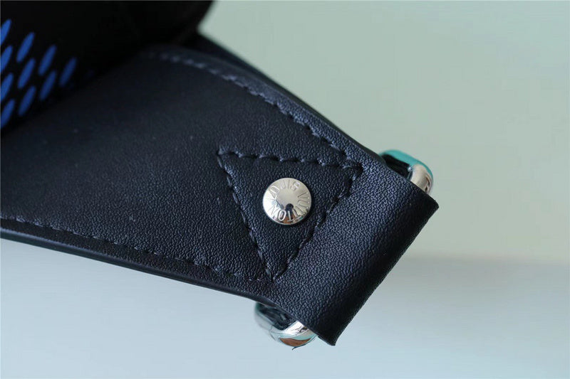 blara bags - Louis Vuittons  - 10331