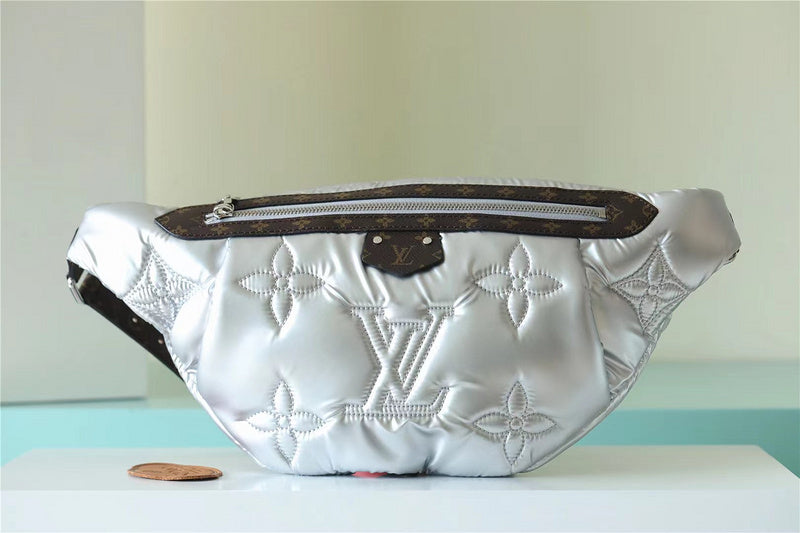 blara bags - Louis Vuittons  - 10334