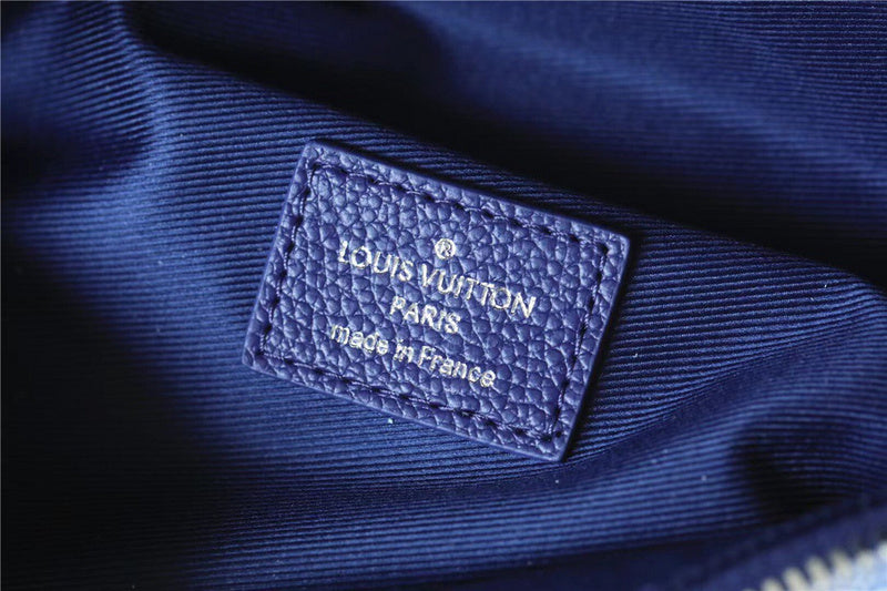 blara bags - Louis Vuittons  - 10327