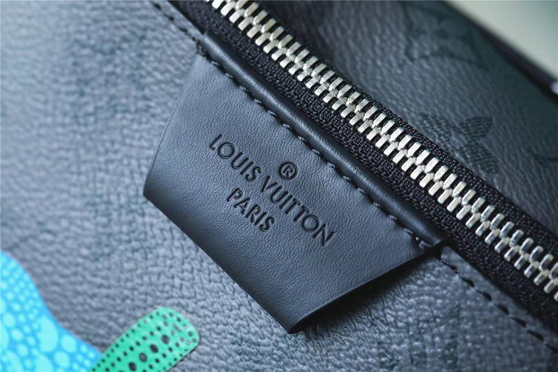 blara bags - Louis Vuittons  - 10330