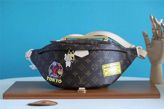 blara bags - Louis Vuittons  - 10340