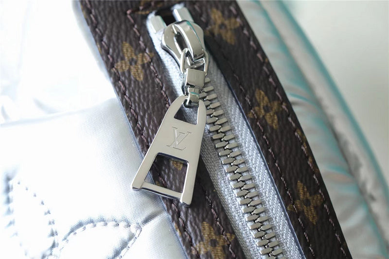 blara bags - Louis Vuittons  - 10334