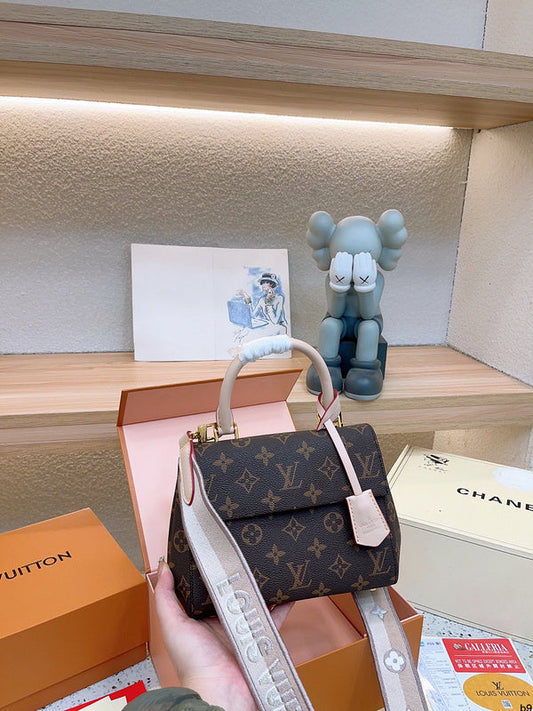 blara bags - Louis Vuittons  - 14913