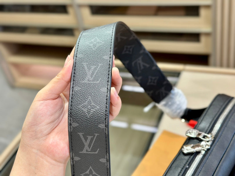 blara bags - Louis Vuittons  - 14922