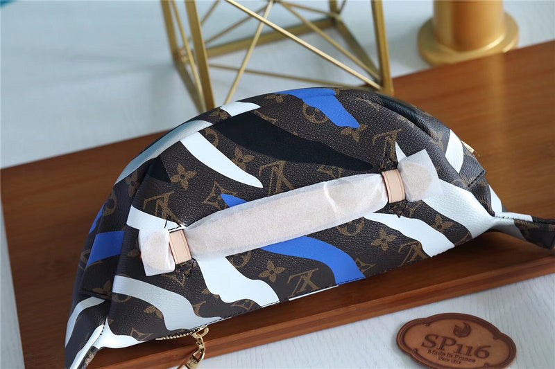 blara bags - Louis Vuittons  - 10338