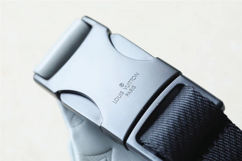 blara bags - Louis Vuittons  - 10332