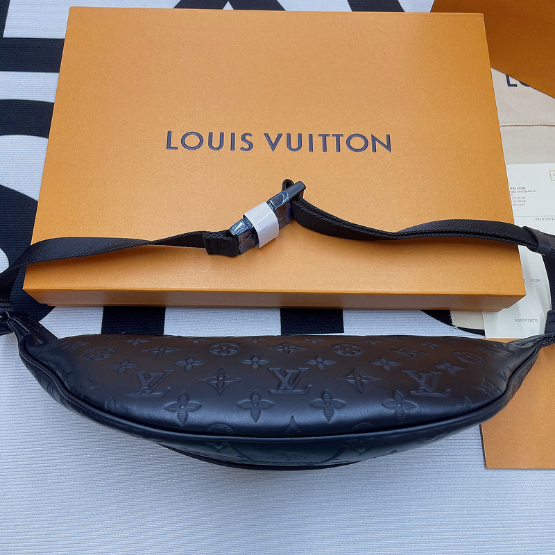 blara bags - Louis Vuittons  - 10335