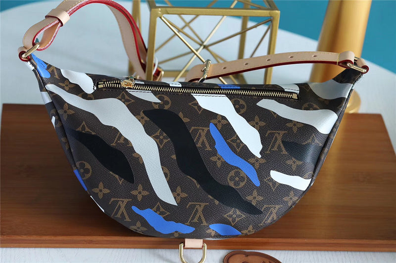 blara bags - Louis Vuittons  - 10338