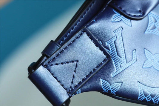 blara bags - Louis Vuittons  - 10339