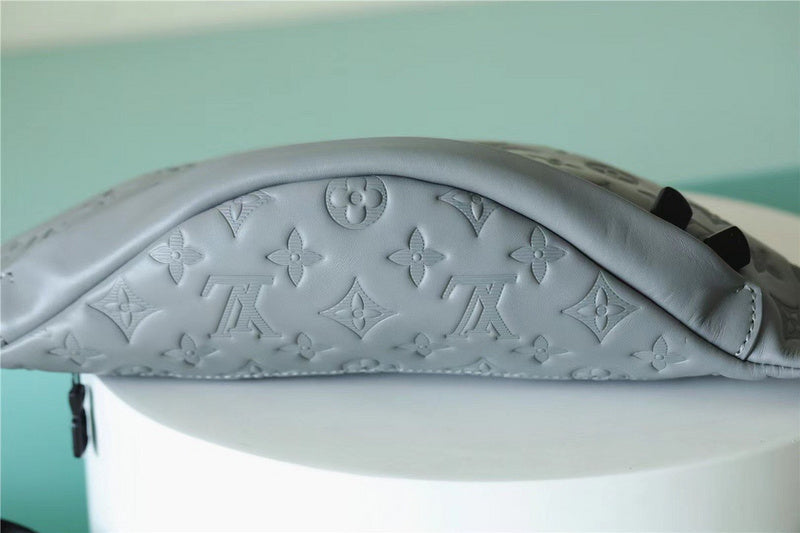 blara bags - Louis Vuittons  - 10332