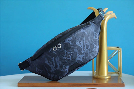 blara bags - Louis Vuittons  - 10345