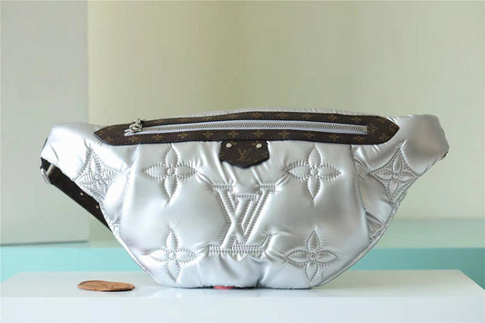 blara bags - Louis Vuittons  - 10334