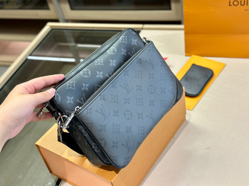 blara bags - Louis Vuittons  - 14921